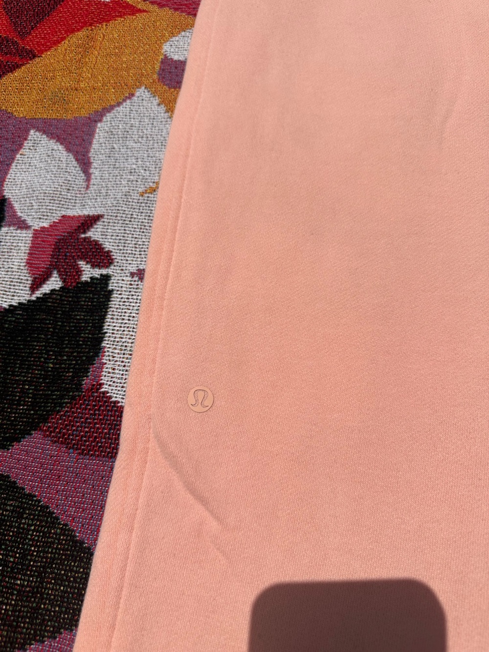 Lululemon Scuba High Rise Jogger 7/8 Length Peach Satin - Picture 7 of 8